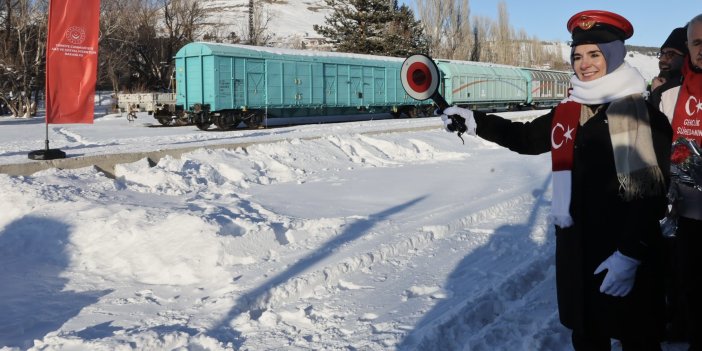 Sarıkamış’a gelen gençler coşkuyla karşılandı