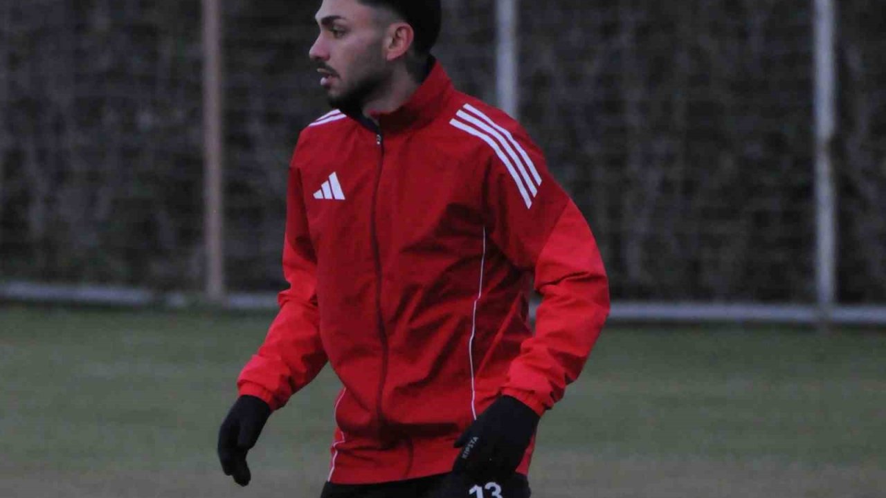 Somaspor ikinci yarıya yeni teknik direktörüyle hazırlanıyor