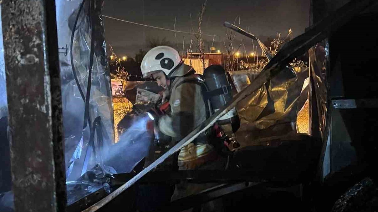 Antakya’da konteyner yangını