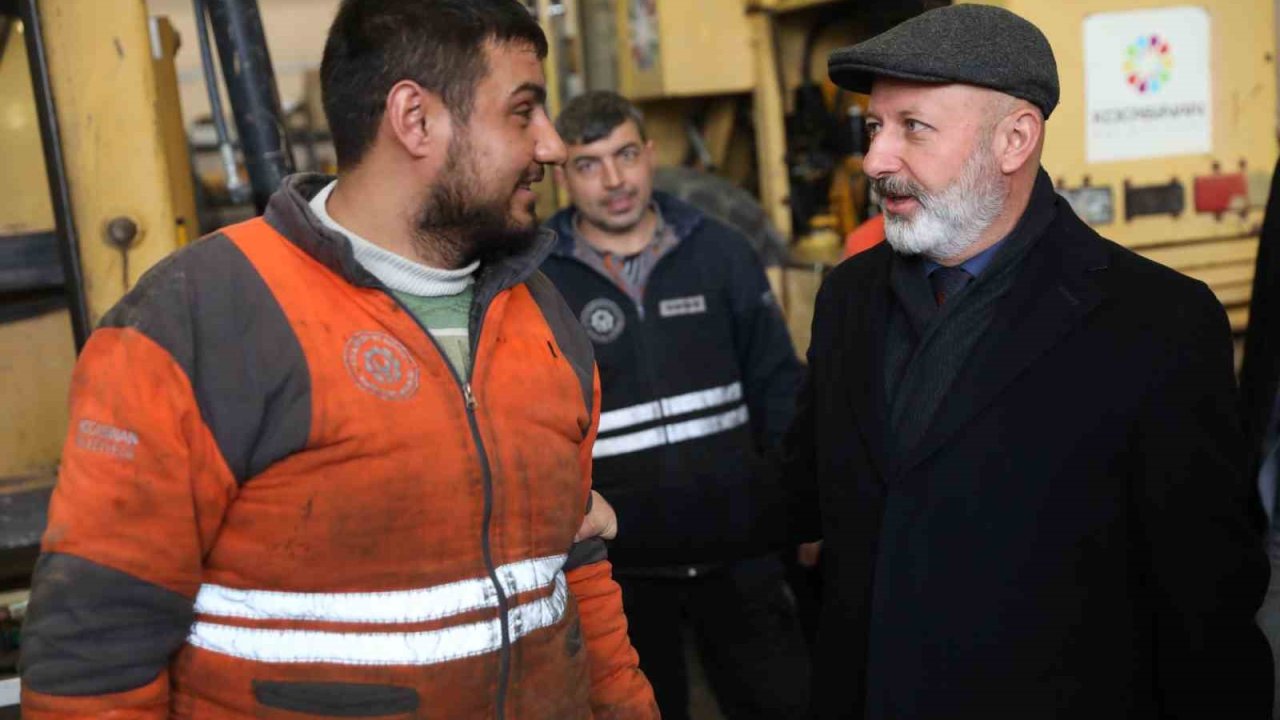 Başkan Çolakbayrakdar: "Şehrimizin ihtiyaçlarını fabrika gibi çalışan kendi atölyelerimizde üretiyoruz"