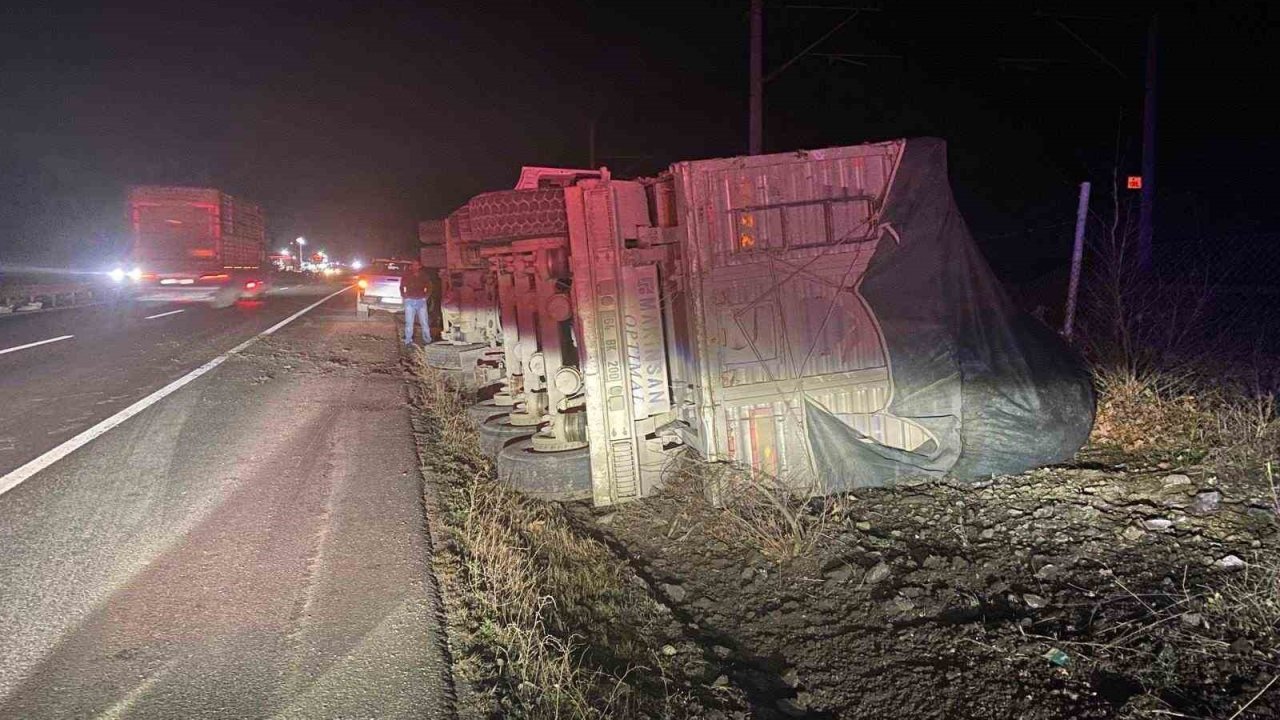 Alkollü tır sürücüsü trafik güvenliğini tehlikeye soktu