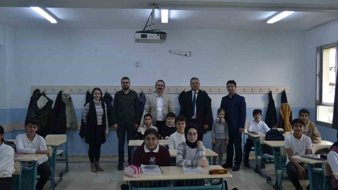 Sultanhisar Kaymakamı Ateş öğrencilerle buluştu