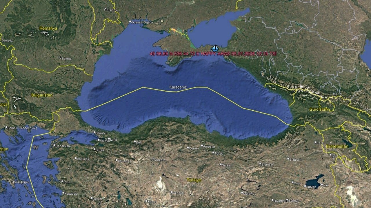 Denizcilik Genel Müdürlüğü: "Happy Aras gemisindeki mürettebatın tamamı gemiden ayrılmıştır"