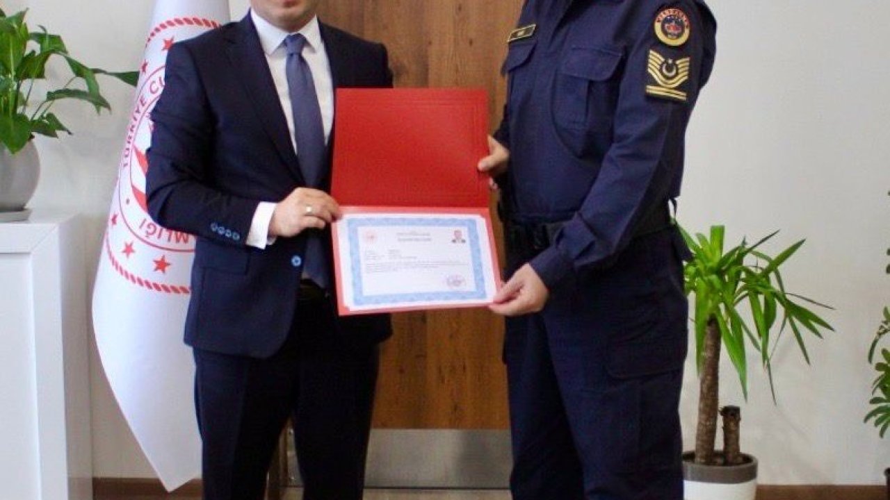Çine Kaymakamı Erdoğan’dan jandarma personeline başarı belgesi