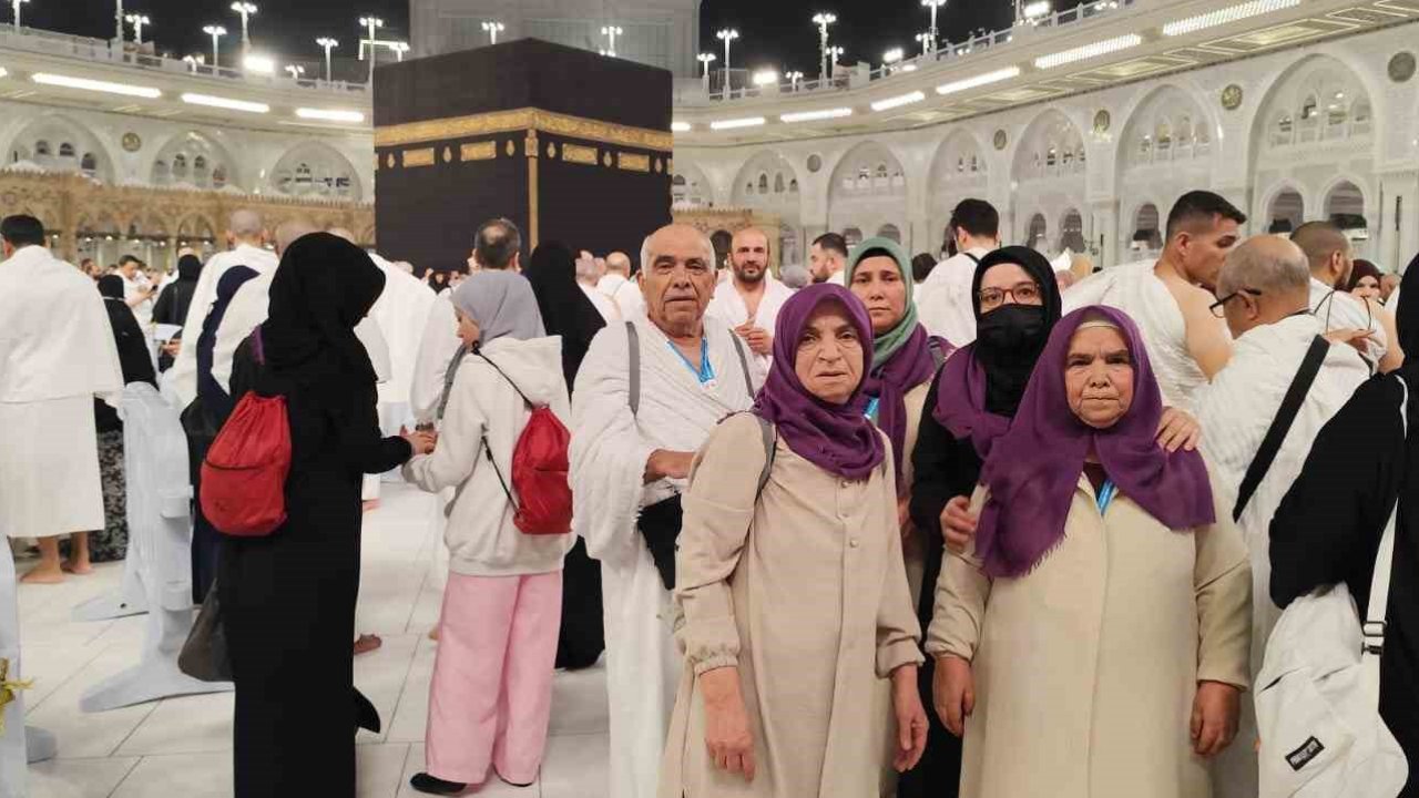 Denizlili umreciler Mekke’de ilk umre ibadeti gerçekleştirildi