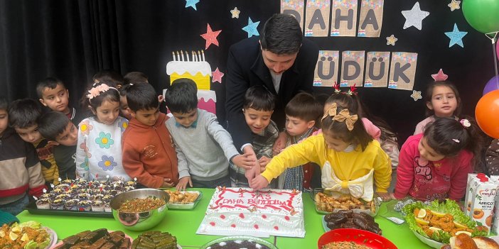Kaymakam Kahraman, Ertuğrul Gazi Anaokulu’nu ziyaret etti