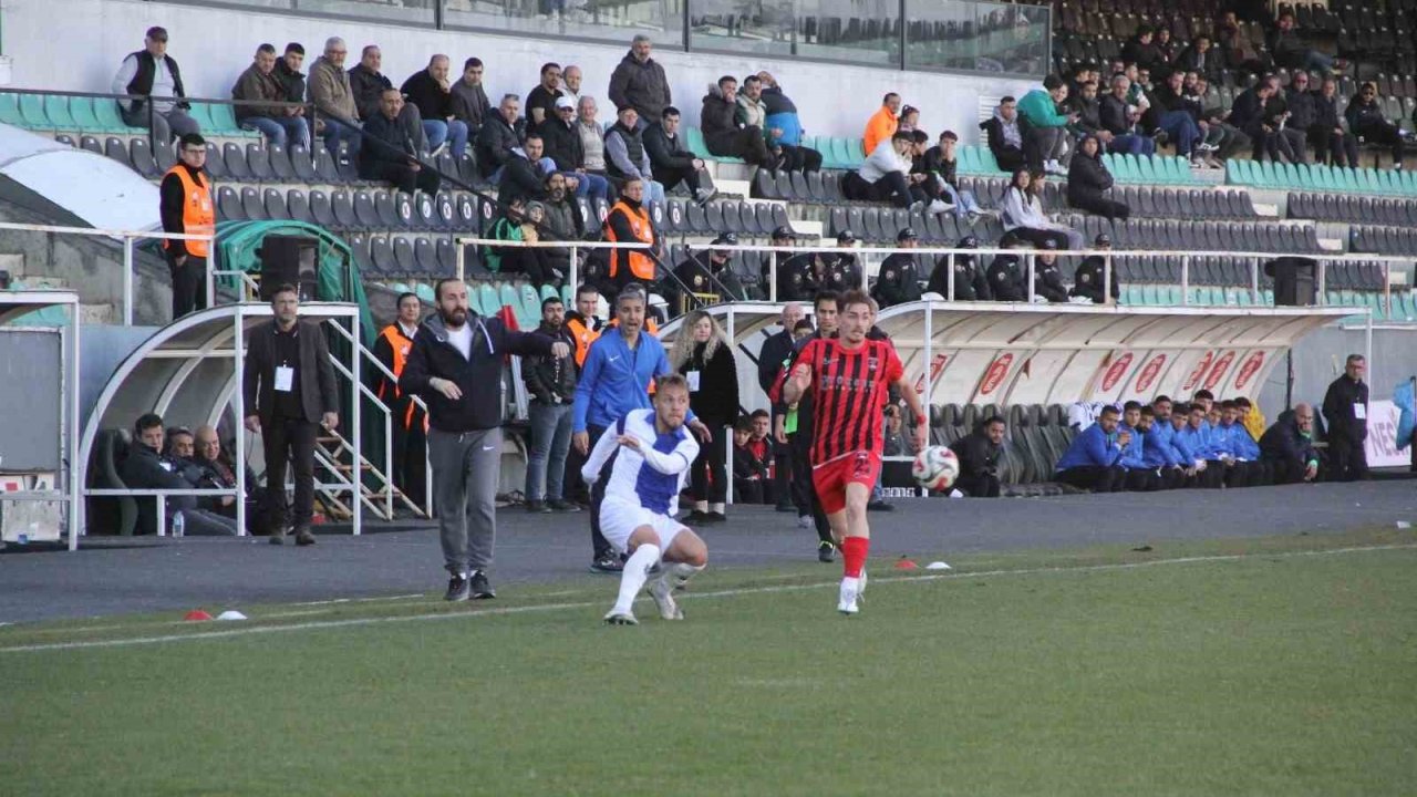 Denizli İdman Yurdunda teknik heyet görevi bıraktı