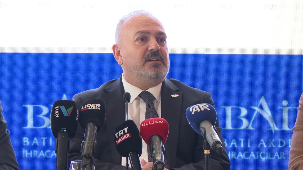 BAİB Başkanı ihracat toplantısında rahatsızlanıp sözlerini yarıda kesmek zorunda kaldı