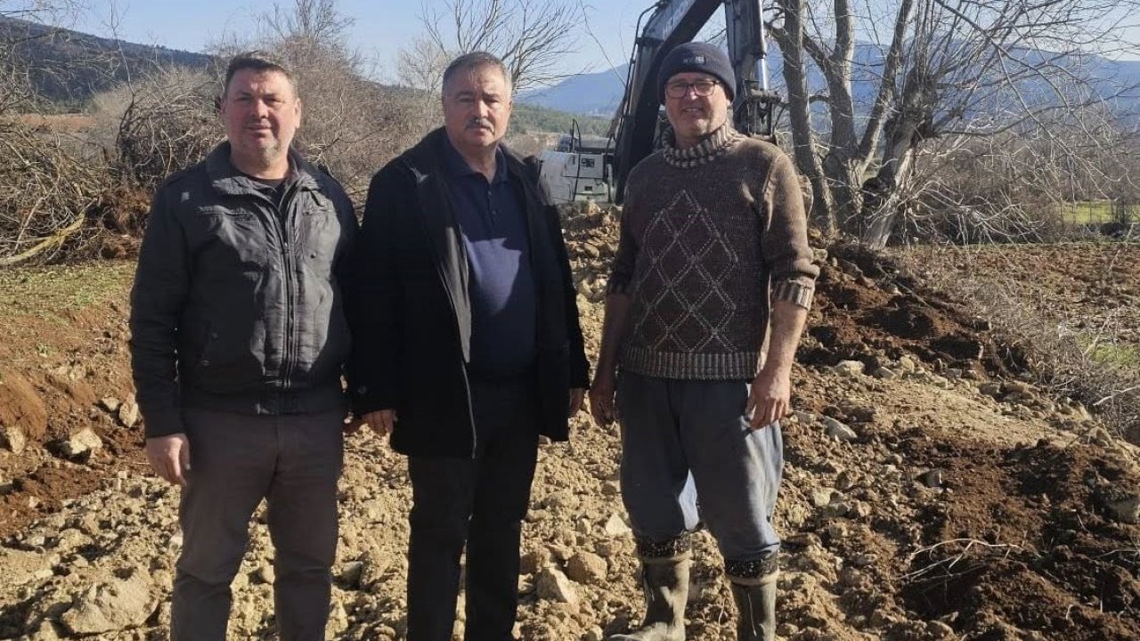 Beyağaç Belediyesi ulaşımı olmayan araziler için yol yapım çalışmasını sürdürüyor