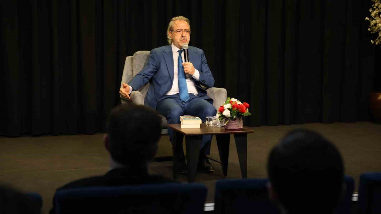 "Bir Düşüncenin İzinde: Cemil Meriç Sergisi" açıldı