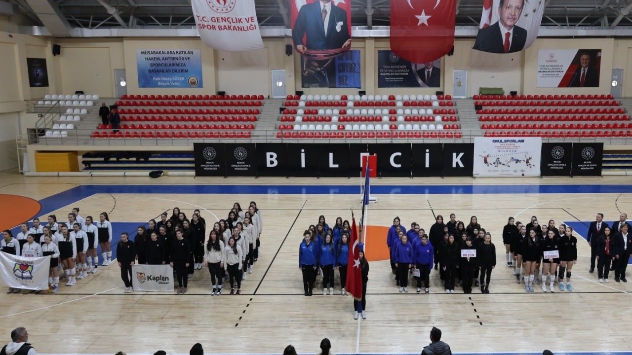 Bilecik’te voleybol grup müsabakaları başladı