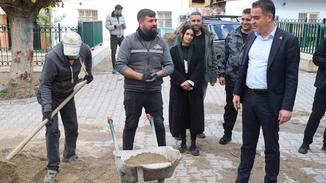 Koçarlı’da tarihi kule sokağında çalışmalar başladı