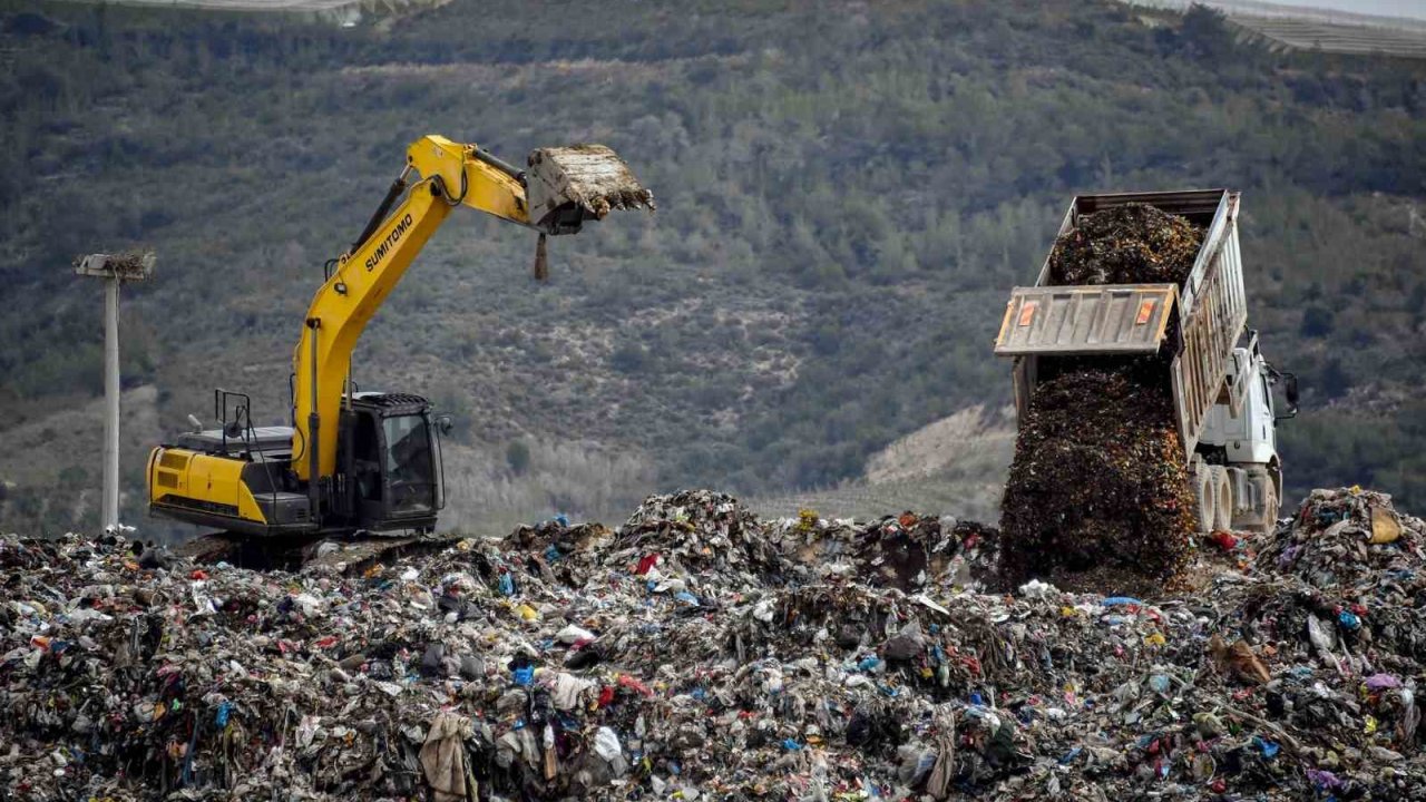 Mersin Büyükşehir, atıktan 117 bin megavat elektrik enerjisi üretti