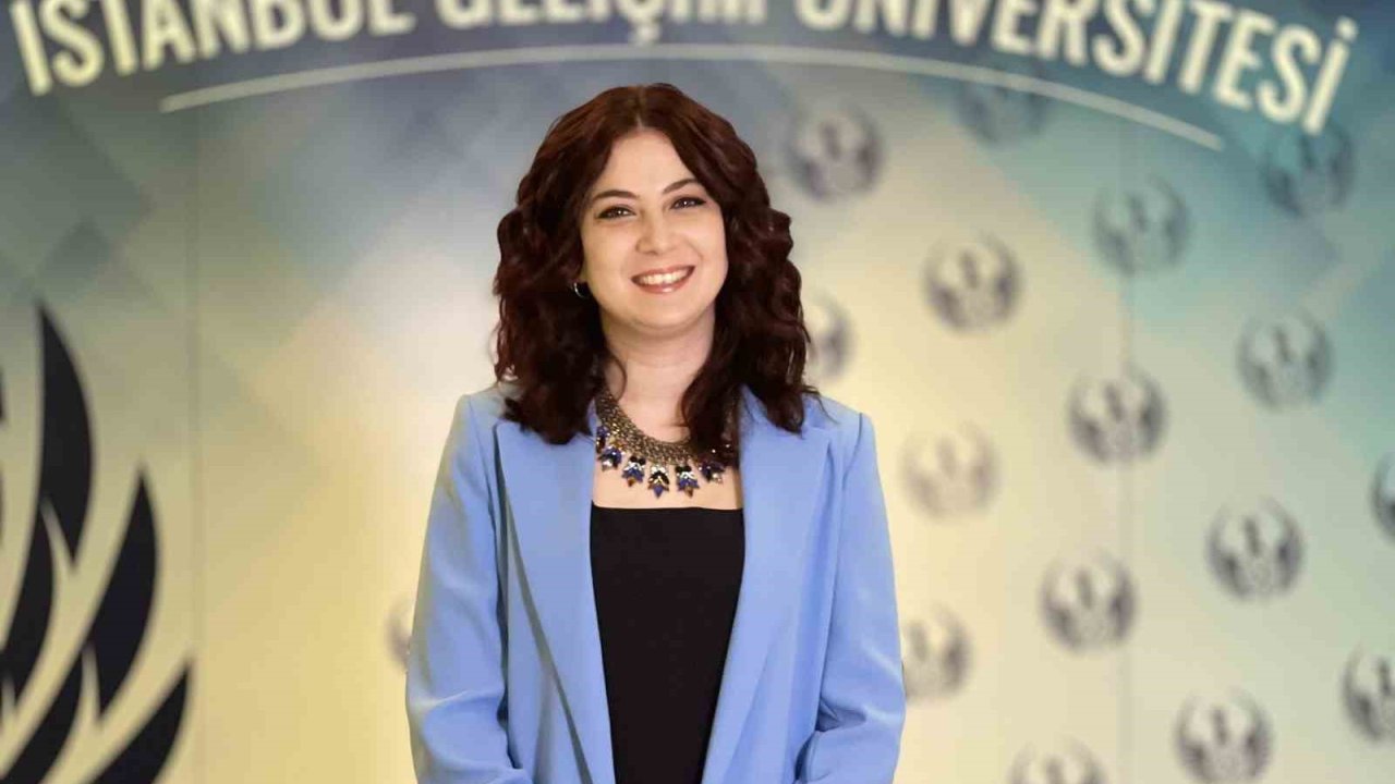 Kızılcık tüketimi, yağlı karaciğer hastalığının etkilerini azaltıyor