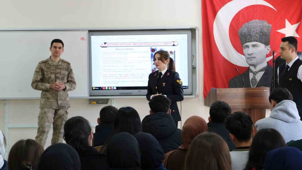 Bayburt’ta 3 Bin 296 lise öğrencisine JSGA tanıtıldı