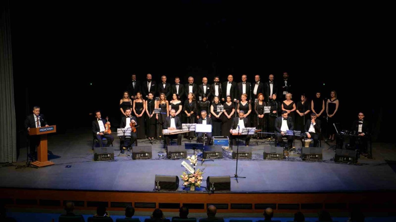 Sağlık çalışanlarından Bursalı sanatseverlere unutulmaz konser