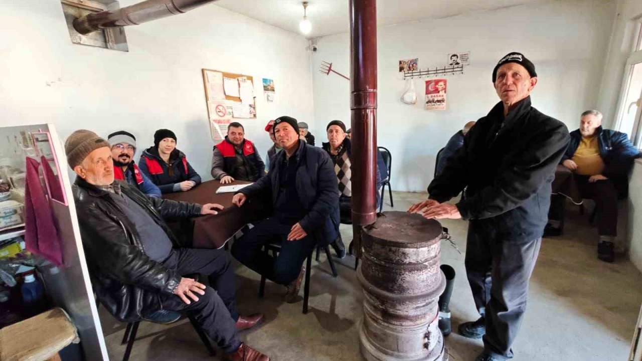 Çiftçiye aşılama çalışmaları, sulama yöntemleri ve desteklemeler anlatıldı