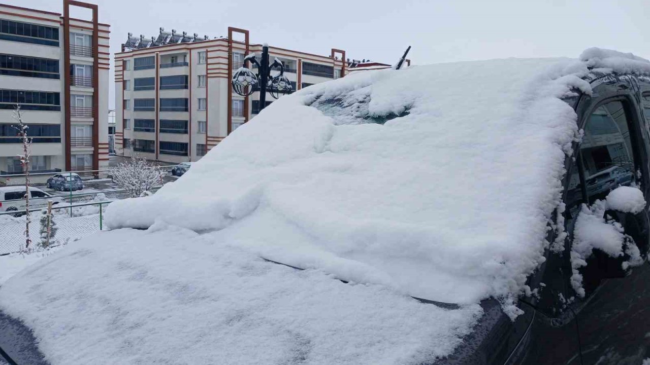 Kulp beyaza büründü