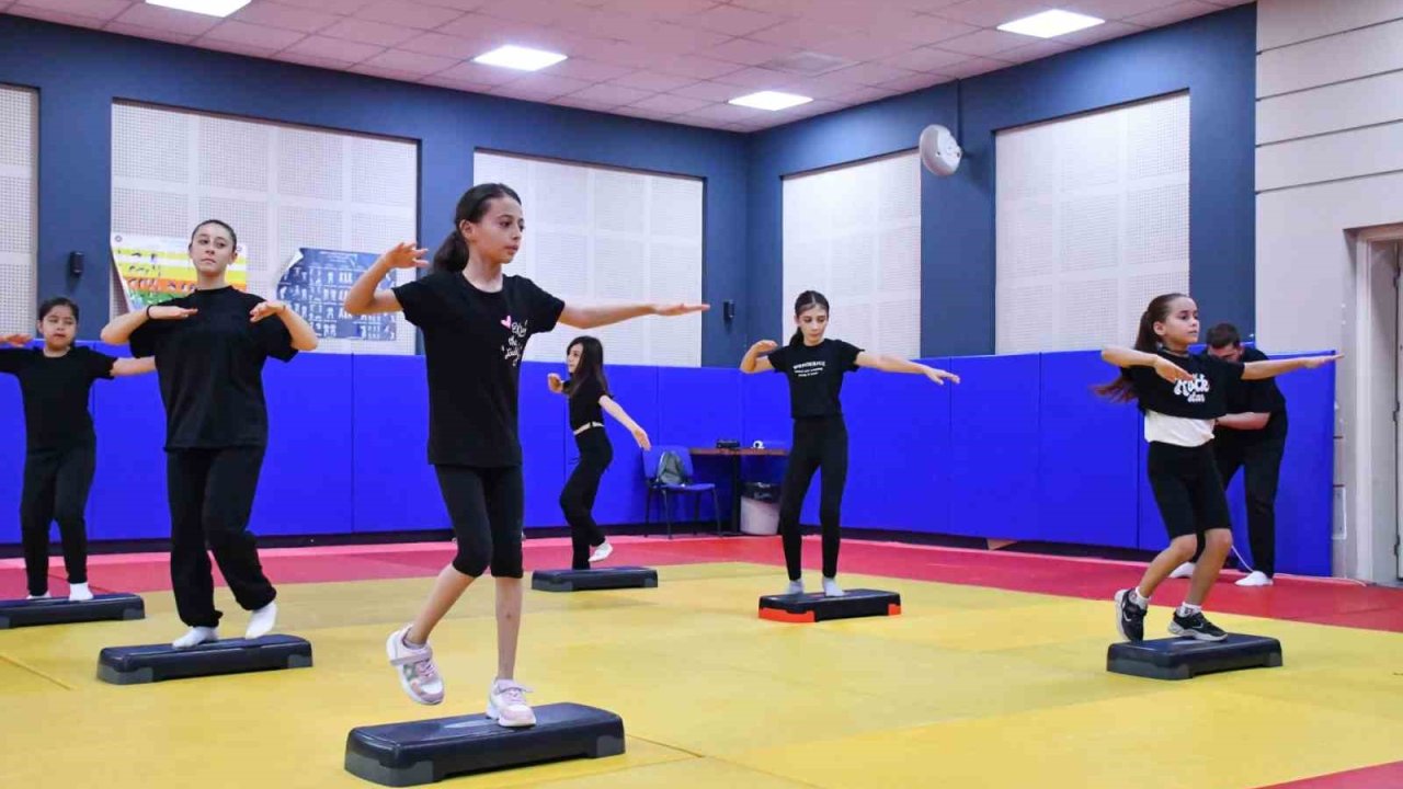 Balıkesir’de yetenekli gençler keşfediliyor