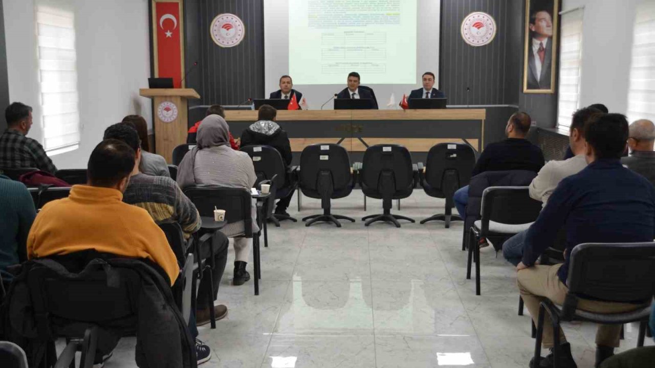 Niğde’de hayvan sağlığı eğitim toplantısı düzenlendi