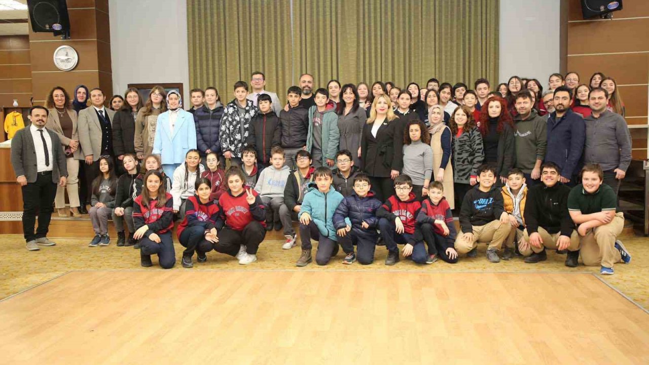 ‘Daha Sürdürülebilir Bir Gelecek İçin Küresel Sorun Odaklı STEAM Öğretimi’ projesi sona erdi