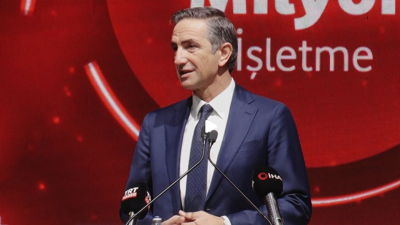 Vodafone Türkiye CEO’su Aksoy: "1 Nisan itibarıyla 5G’yi müşterilerimize ulaştıracağız"
