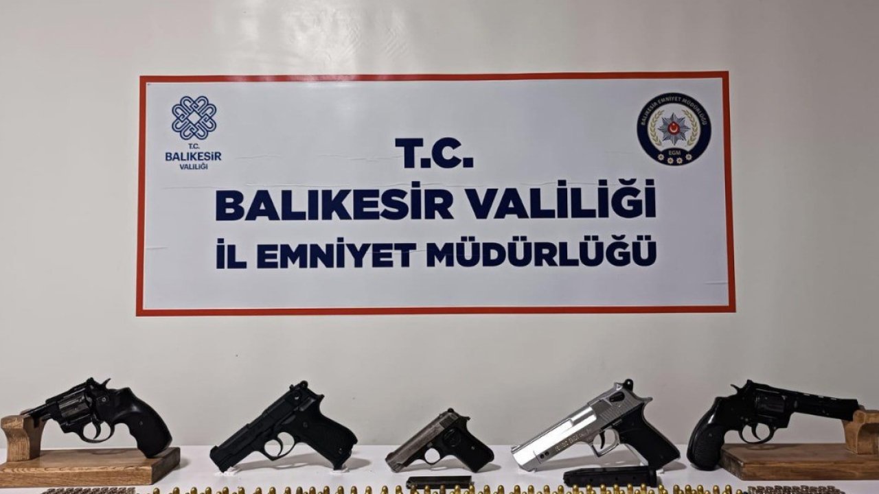 Bandırma Emniyeti’nden güvenlik raporu, 186 ruhsatsız silah ele geçirildi