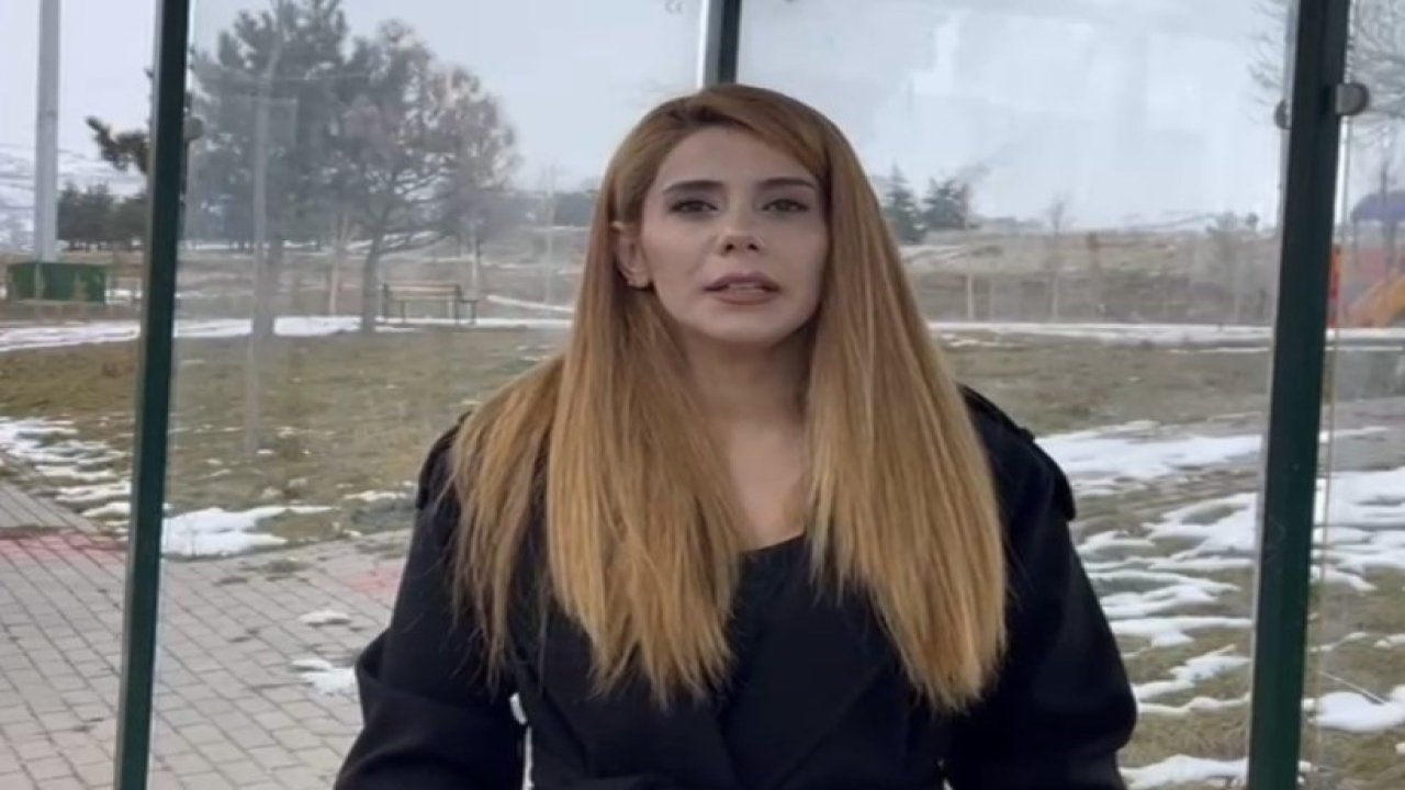 Durakta genç kızları gizlice görüntüleyen şahsa kadın muhtardan tepki