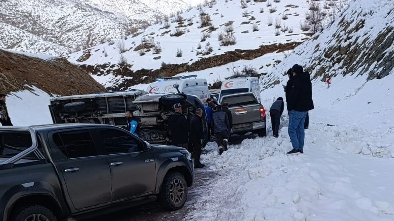 Hakkari’de trafik kazası: 2 yaralı