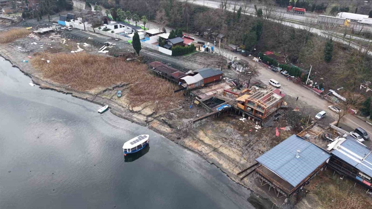 Sapanca Gölü’ndeki kaçak yapılar için ekipler sahaya iniyor