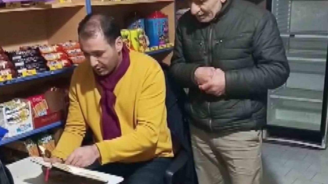 Zara’da zimem geleneği yaşatıldı, veresiye defteri yakılarak kapatıldı