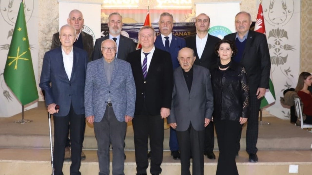 Bursa Çerkes Kültür Derneği Haluj Gecesi düzenledi