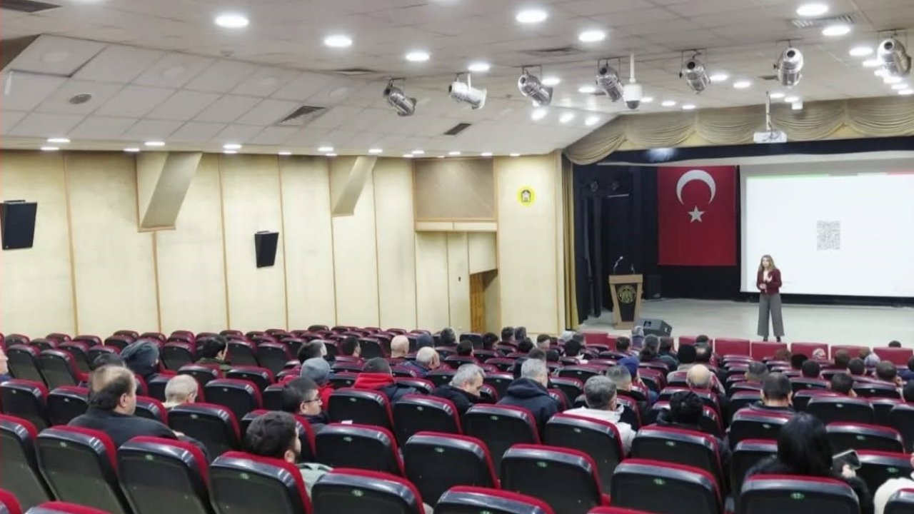 Tavşanlı’da "Teknoloji Bağımlılığı" konulu seminer düzenlendi