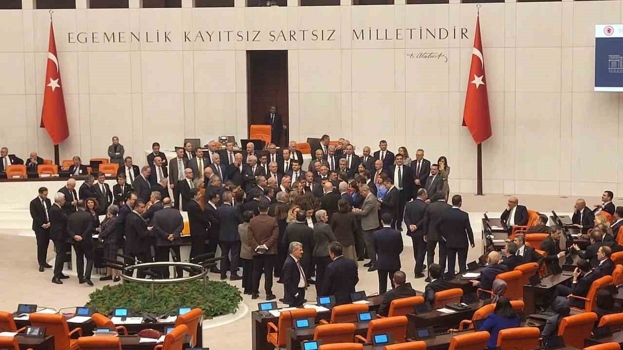 TBMM Genel Kurulu’nda "oy pusulası" gerginliği