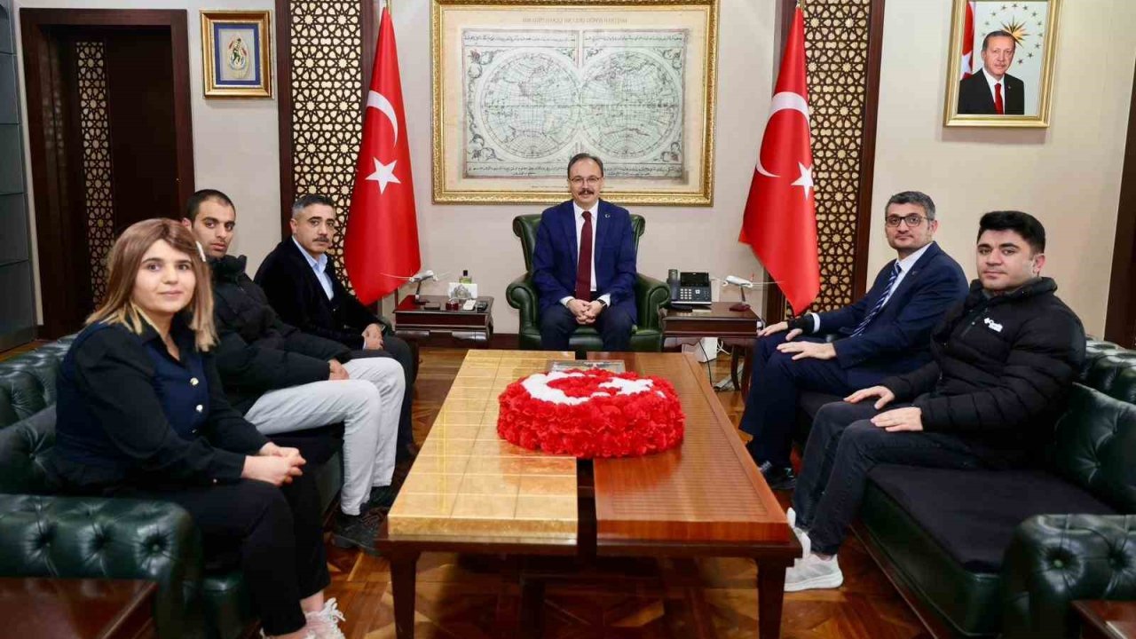 Siirt’te ’Sigarayı Bırak Kazan Kampanyası’nda ödüller sahiplerini buldu