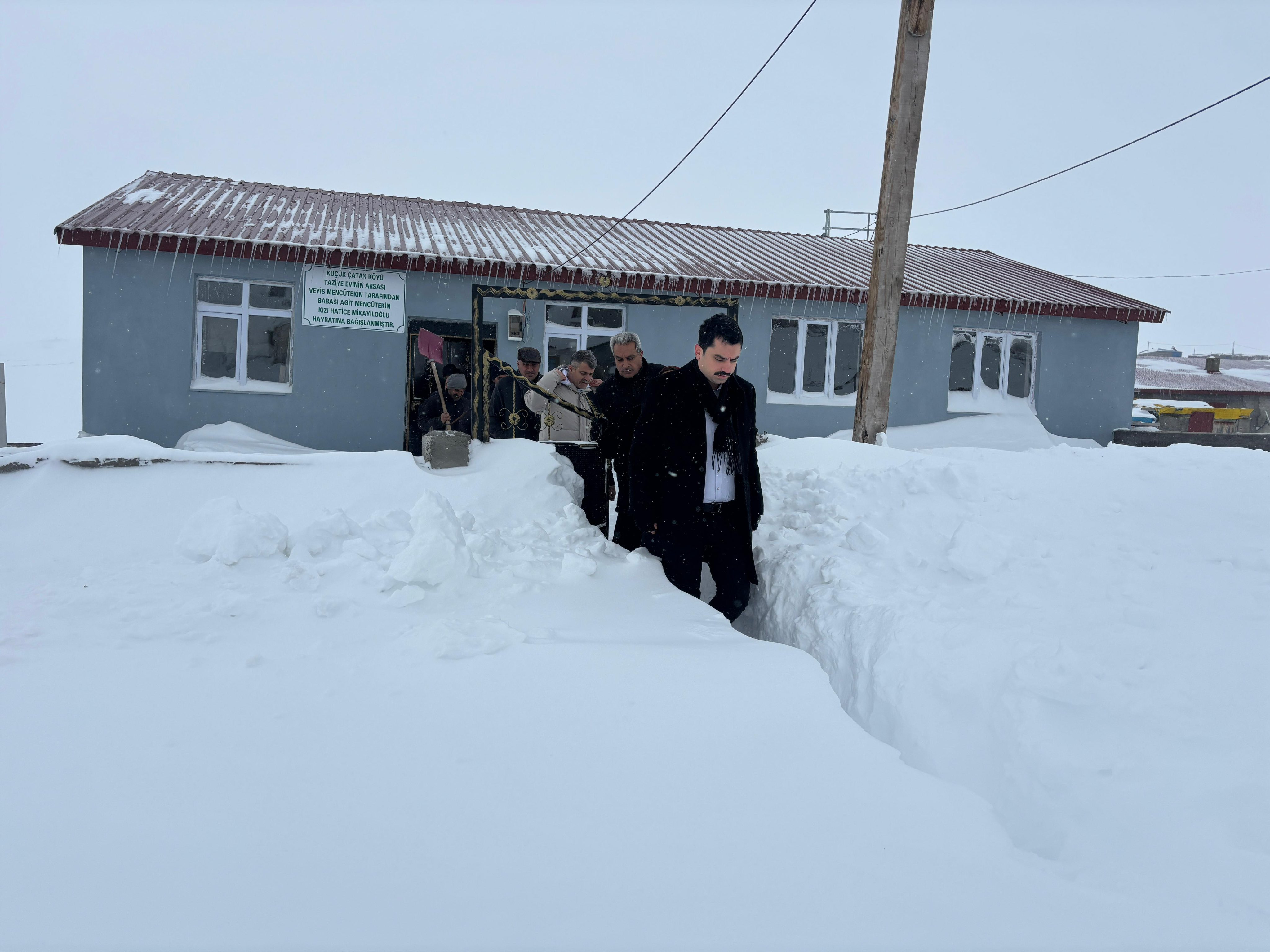 Susuz Kaymakamı Tutal’dan Küçükçatak köyüne ziyaret