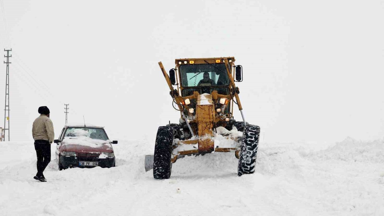 Vatandaşlardan Talas Belediyesi’ne teşekkür: "Belediye sadece yolumuzu değil, gönlümüzü de açtı"