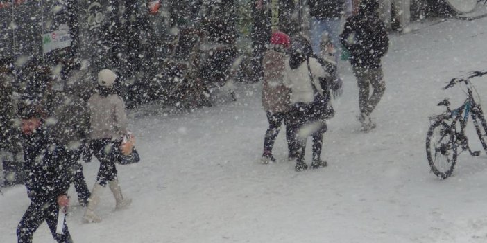 Kars'ta son 15 yılın en yoğun kışı yaşanıyor