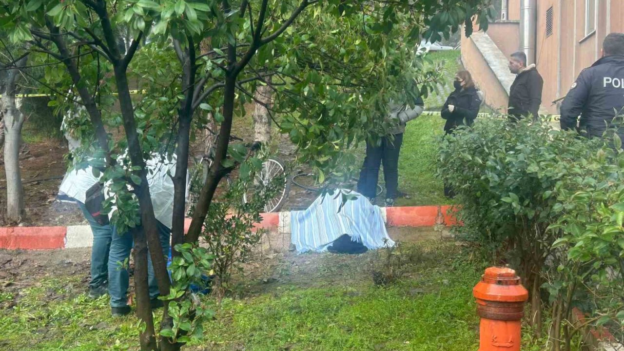 Karabük’te 5. kattan düşen yaşlı kadın yaşamını yitirdi