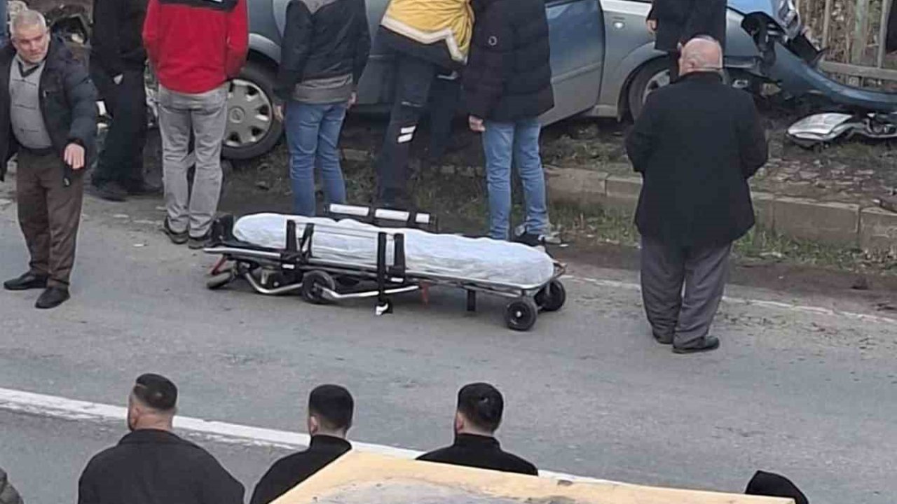 Direksiyon başında kalp krizi geçirip kaza yapan sürücü öldü