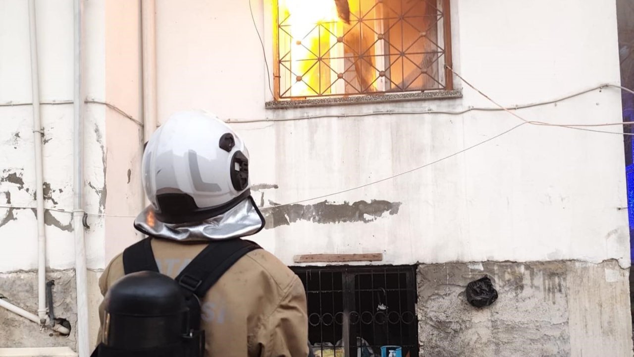 Defne’de ev yangını