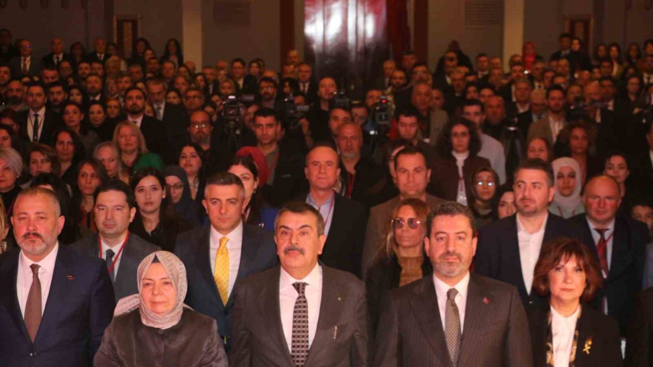 Bakan Tekin: "Okul Dışı Öğrenme Ortamları projemizi Türkiye Yüzyılı Maarif Modelimizin sahadaki en görünür halkalarından birisi olarak kabul ediyoruz"