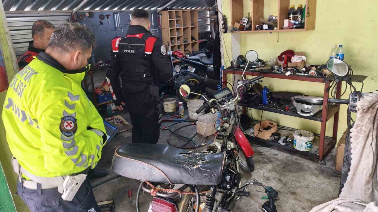 Dörtyol’da motosiklet tamircileri denetlendi