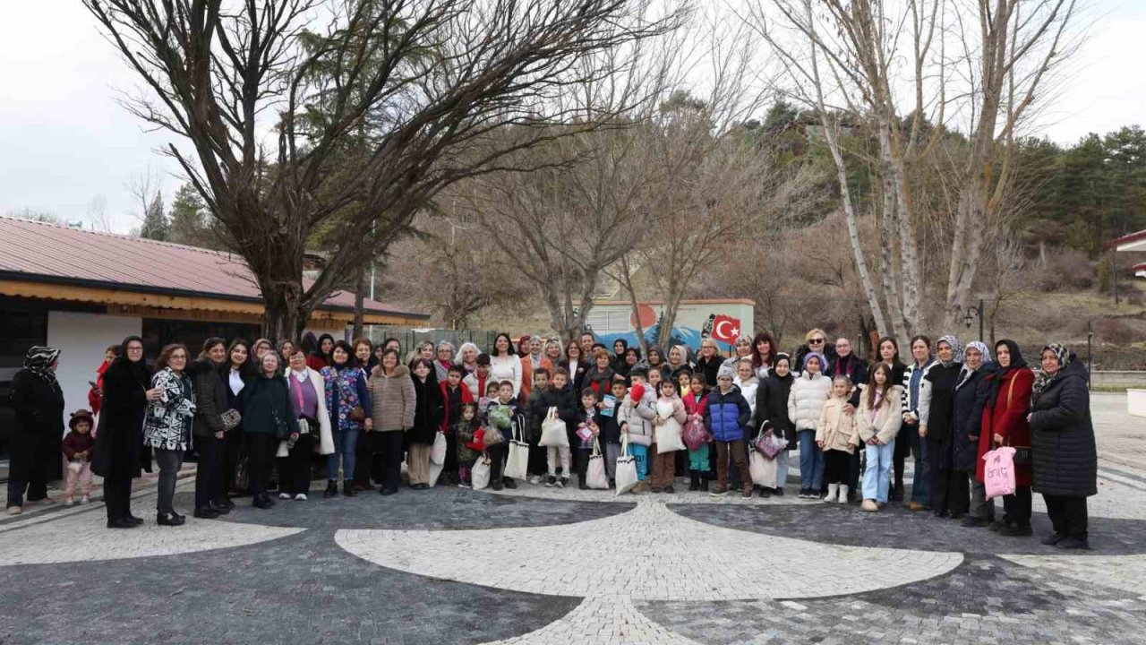 Nilüferli kadınların hediyeleri Harmancık’a ulaştı