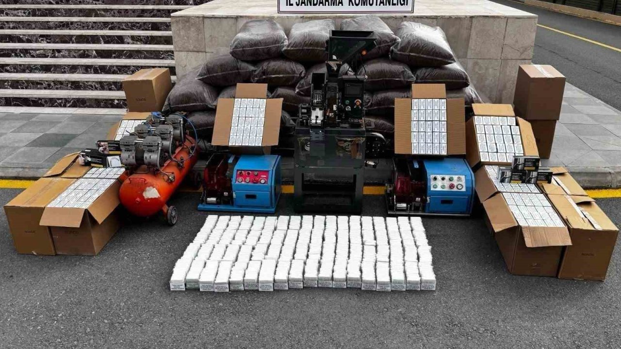 Mersin’de kaçak tütün ve makaron ele geçirildi