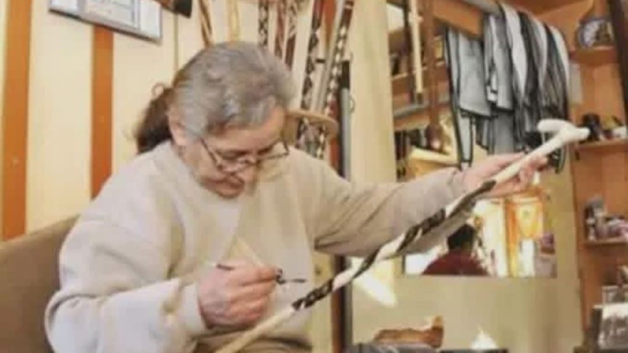 Devrek’in ilk kadın baston ustası dualarla son yolculuğuna uğurlandı