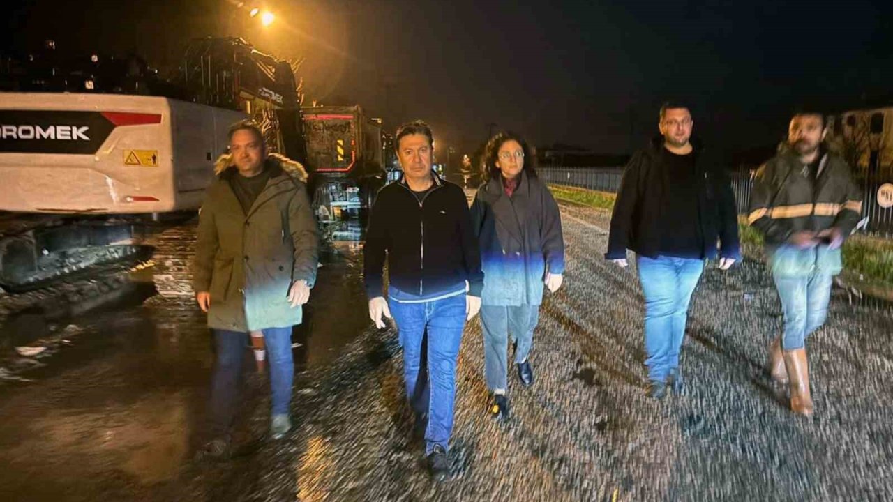 Aras çifti sabaha kadar yağmur mesaisi yaptı