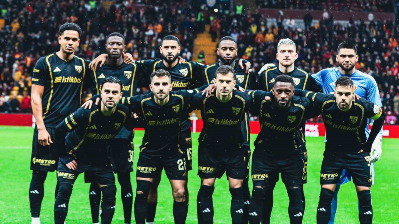 Kayserispor galibiyeti unuttu