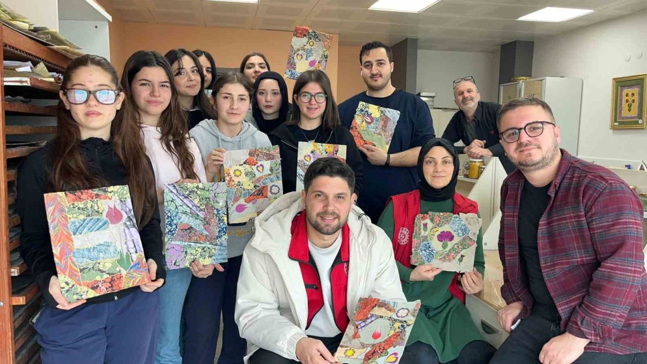 Ebru sanatıyla renkli buluşma