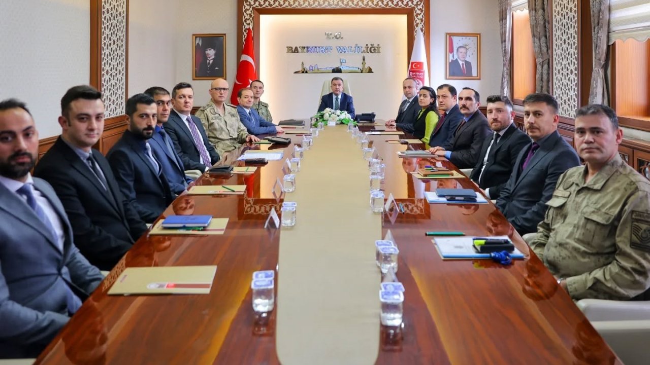 Bayburt’ta güvenlik ve asayiş koordinasyonu değerlendirildi